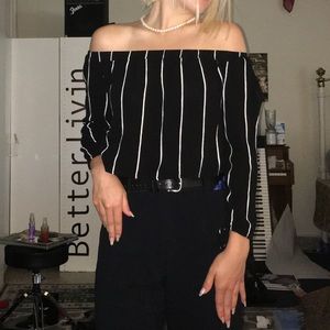 blouse: off the shoulder with gorgeous stripes